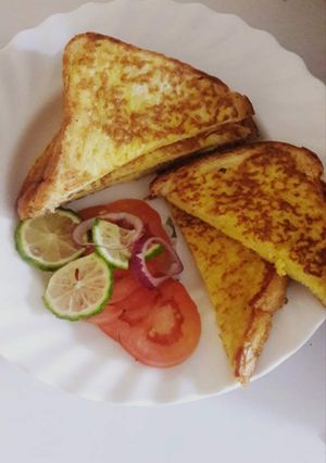 A picture of Toasted egg bread.