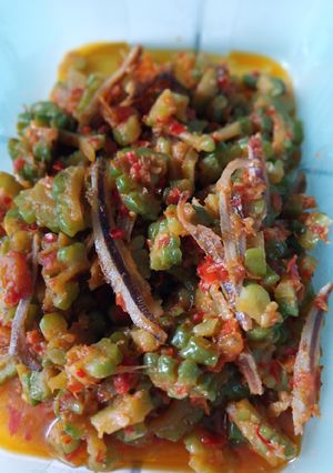Foto resep Pare anti pahit campur teri rebus