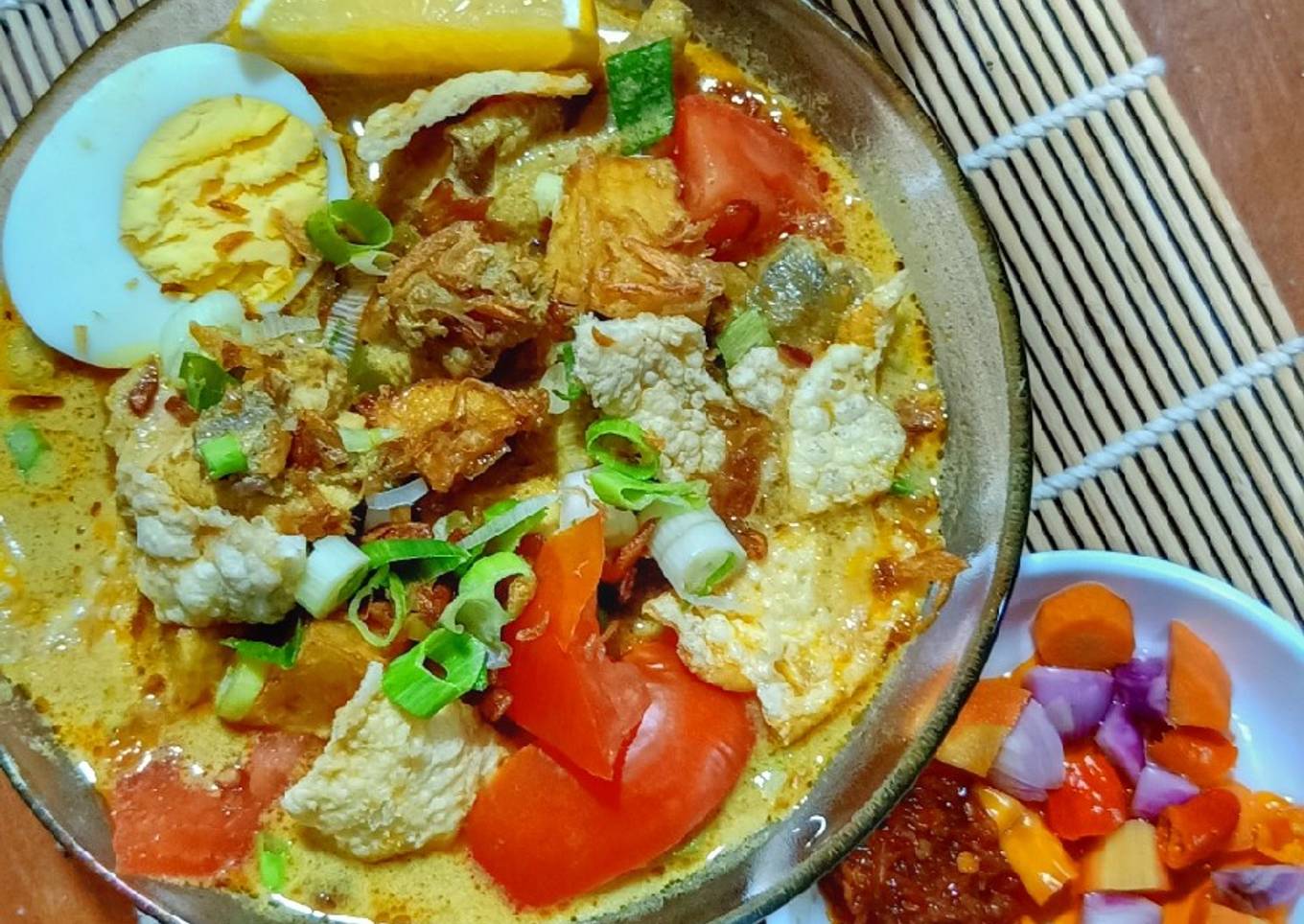 Soto Betawi Ayam Kampung (bukan daging suwir)