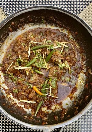 A picture of Delicious Beef Karahi.