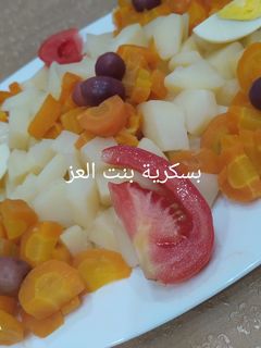 صورة لوصفة سلطة بطاطا وجزر لاصحاب الريجيم