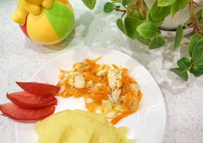 Картофельное пюре + треска с овощами (детское меню)