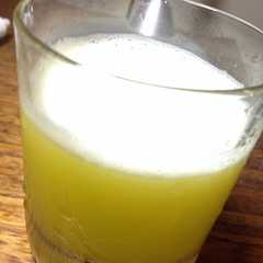 A picture of Jugo de piña/pepino (alheniel 👌🏽).