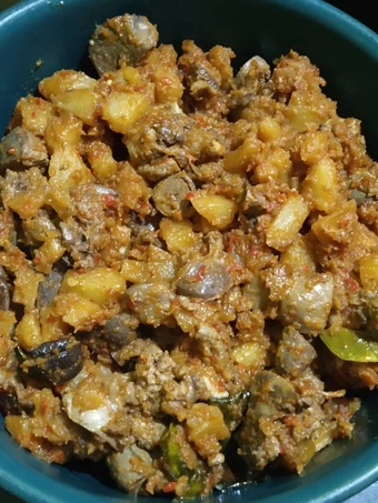 Langkah Gampang Membuat Resep  Sambal kentang goreng ati ampela yang Menggugah Selera, Bikin Ketagihan