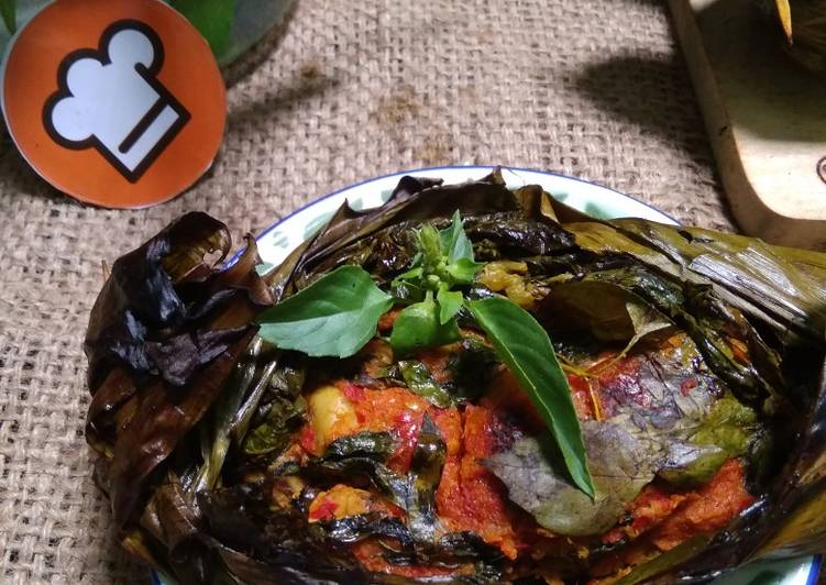 Pepes Ikan Mas