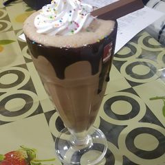 Kit kat milkshake recipe A picture of Kit kat milkshake recipe.
