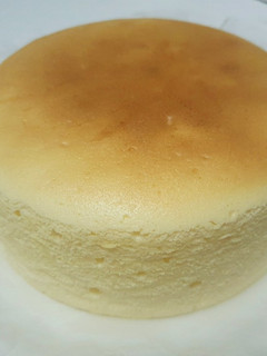 A picture of Japanese Cheesecake.