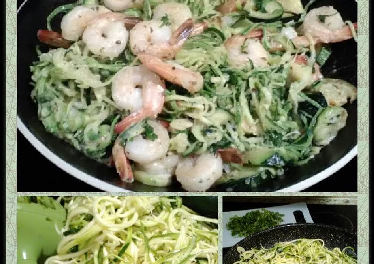 Espaguettis de zucchinis con camarones