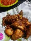 Ayam Goreng bumbu Ketumbar (1/2 bagian dada, paha, sayap, kepala dan ceker)