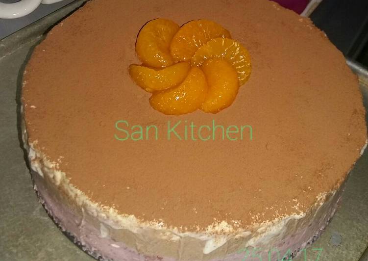 Chocolate Strawberry Cheese Cake (no bake)