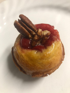 A picture of Cherry cobbler cupcakes.