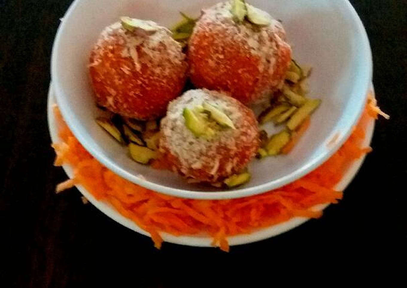 Carrot laddu