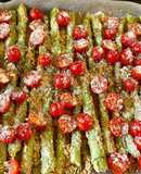 Espárragos verdes al horno con crujiente de parmesano