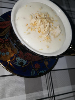 A picture of Arab white rice purée.