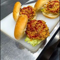 A picture of Crispy zinger burger.