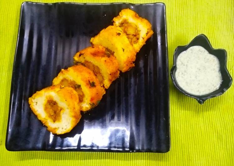 Recipe of Speedy Rawa Dhokla Roll | Simple Recipe For Beginner