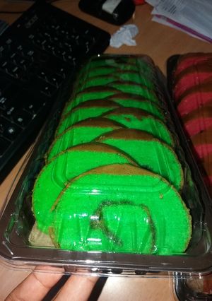 Foto resep Bolu Gulung pandan Lembut irit Telur