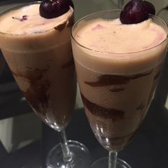A picture of Nutella cherry milkshake.