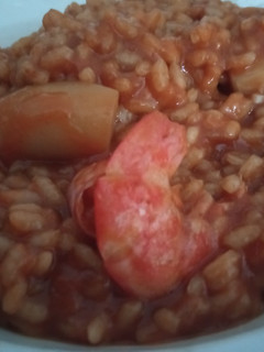 Una foto de Arroz meloso de sèpia y gambones