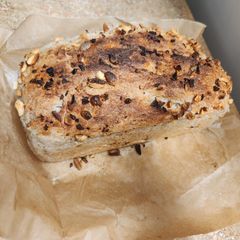 A picture of Roasted Peanut Garlic Loaf.