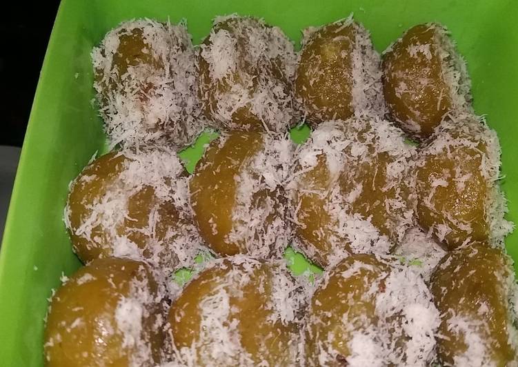 Fresh, Menyajikan Klepon Ubi Paling Enak