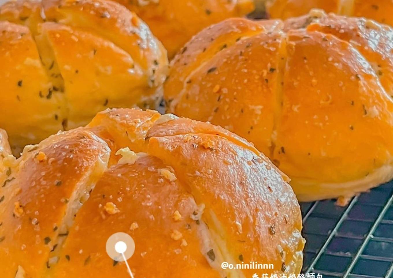 🍞 Cream Cheese Garlic Bread
