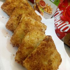 A picture of Pizza box patties.