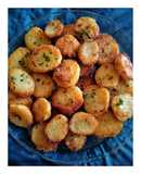 Papas al horno crocantes por fuera y cremosas por dentro
