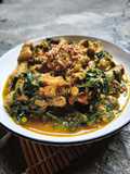 Ayam Betutu Daun Singkong