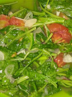 Foto resep Tumis bayam simple.
