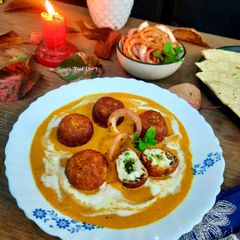 A picture of Malai kofta.