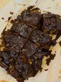 Dark chocolate mirin brownies (flourless, dairy and oil free)
