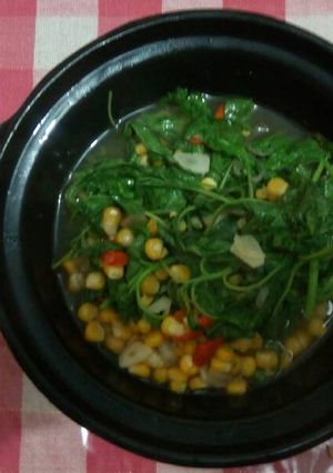 Foto resep Tumis Bayam Jagung Pedas