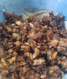 thịt băm rang mắm tép