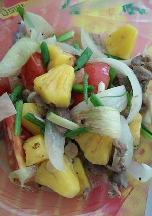 Hình của món Thơm cà xào thịt bò.