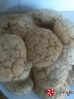 Φωτογραφία της συνταγής Cookies του Άκη Πετρετζίκη με κομματάκια σοκολάτας