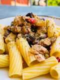 Tortiglioni con tonno e melanzane all’origano