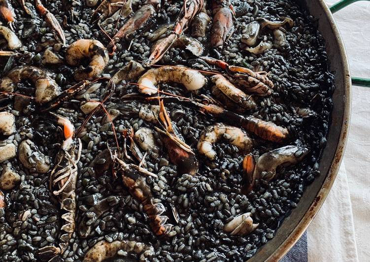 Arroz negro a mi manera