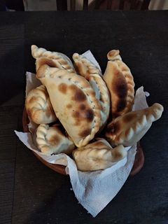 Una foto de Empanadas tucumanas