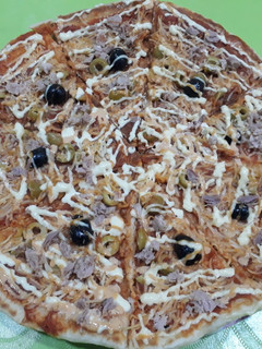 صورة لوصفة بيتزا الطاجين بالتونة 🍕🐟 على طريقة هشام للطبخ
