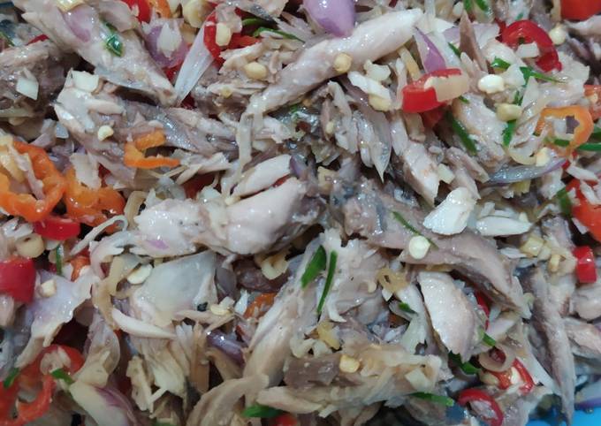 Ikan Tongkol Suir Sambal Matah