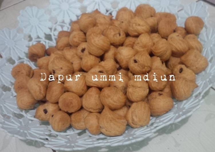 Sus kering isi coklat