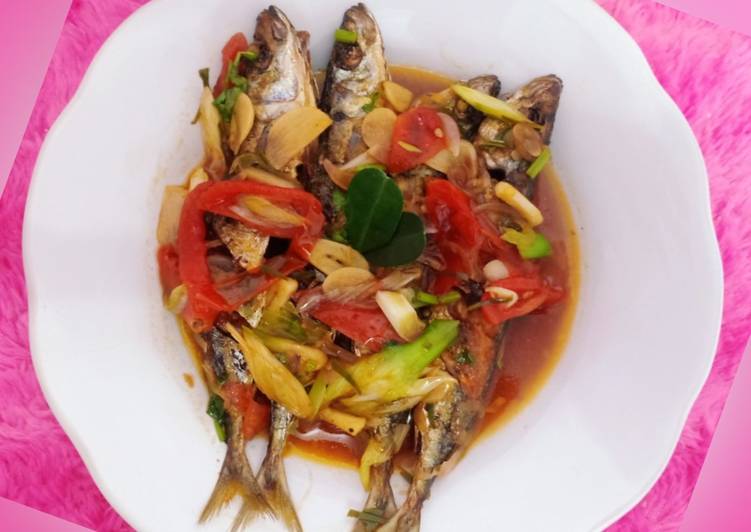 makanan Ikan Layang Asam Manis Anti Gagal