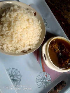 A picture of White Rice and Pepper Soup.
