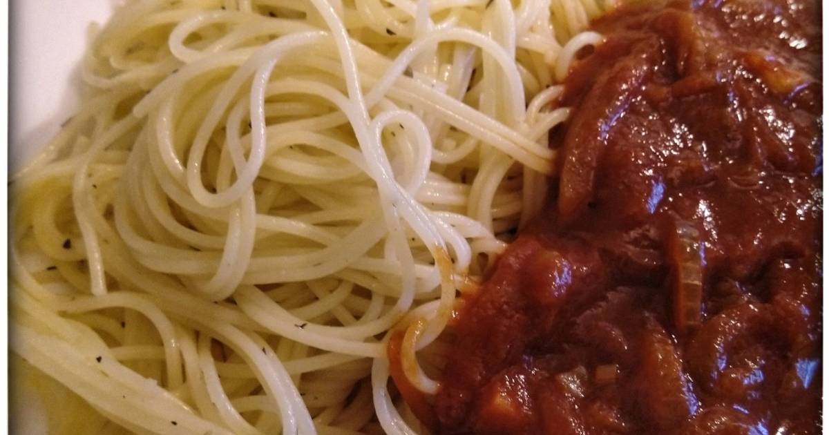 Самый простой подлив. Подлива к макаронам простой. Самый простой соус для спагетти. Макароны с подливкой детская. Как сделать подливку для макарон.