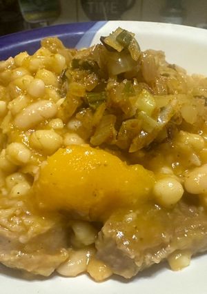 Una foto de Locro argentino