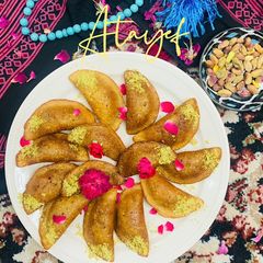 Atayef| Qatayef| Arabic Pancakes| A picture of Atayef| Qatayef| Arabic Pancakes|.