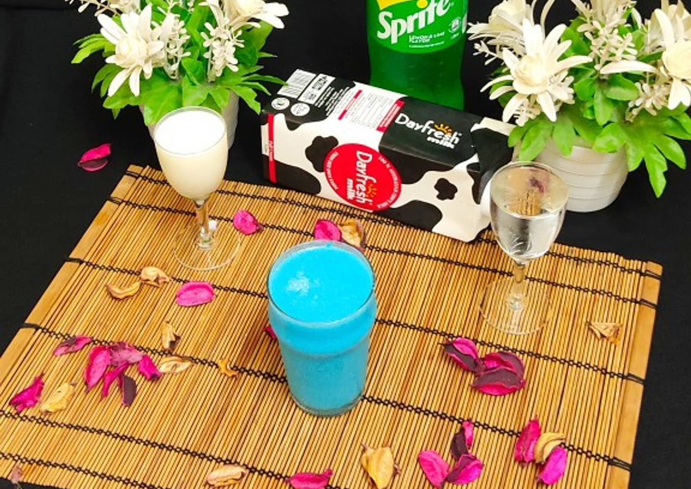 Blue berry doodh soda