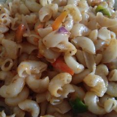 A picture of Garlic Macaroni Yum.
