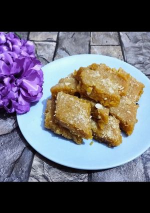 A picture of Besan ka Halwa😃😃.
